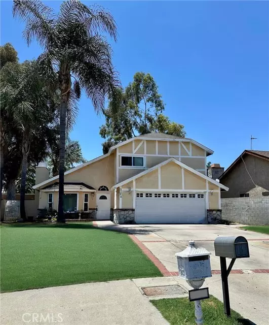 Canoga Park, CA 91304,8359 Deering AVE
