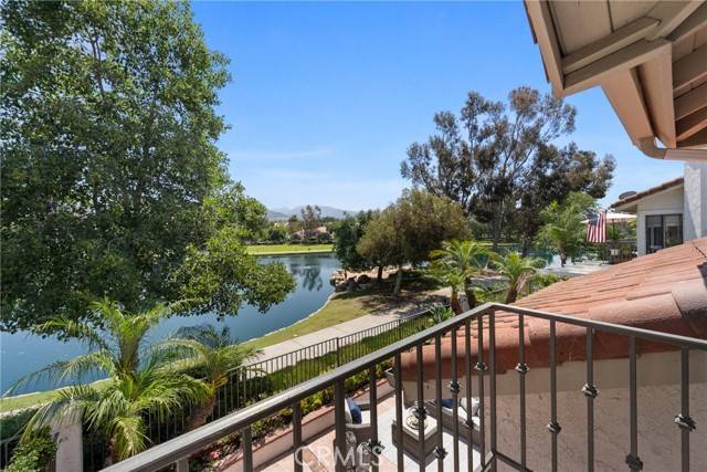 Rancho Santa Margarita, CA 92688,16 Vista Lago 22
