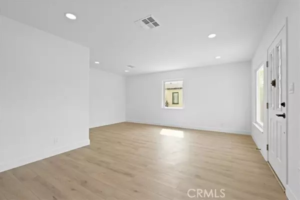 Rosemead, CA 91770,9063 Evansport DR