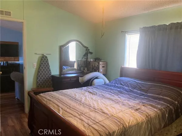 La Verne, CA 91750,2909 Arrow Highway 24