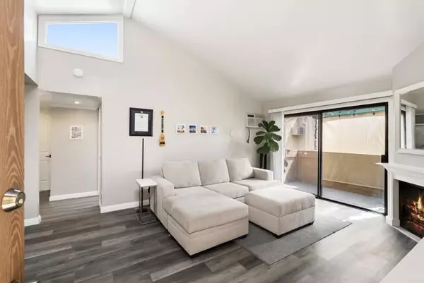 Bonita, CA 91902,2920 Briarwood Rd G11