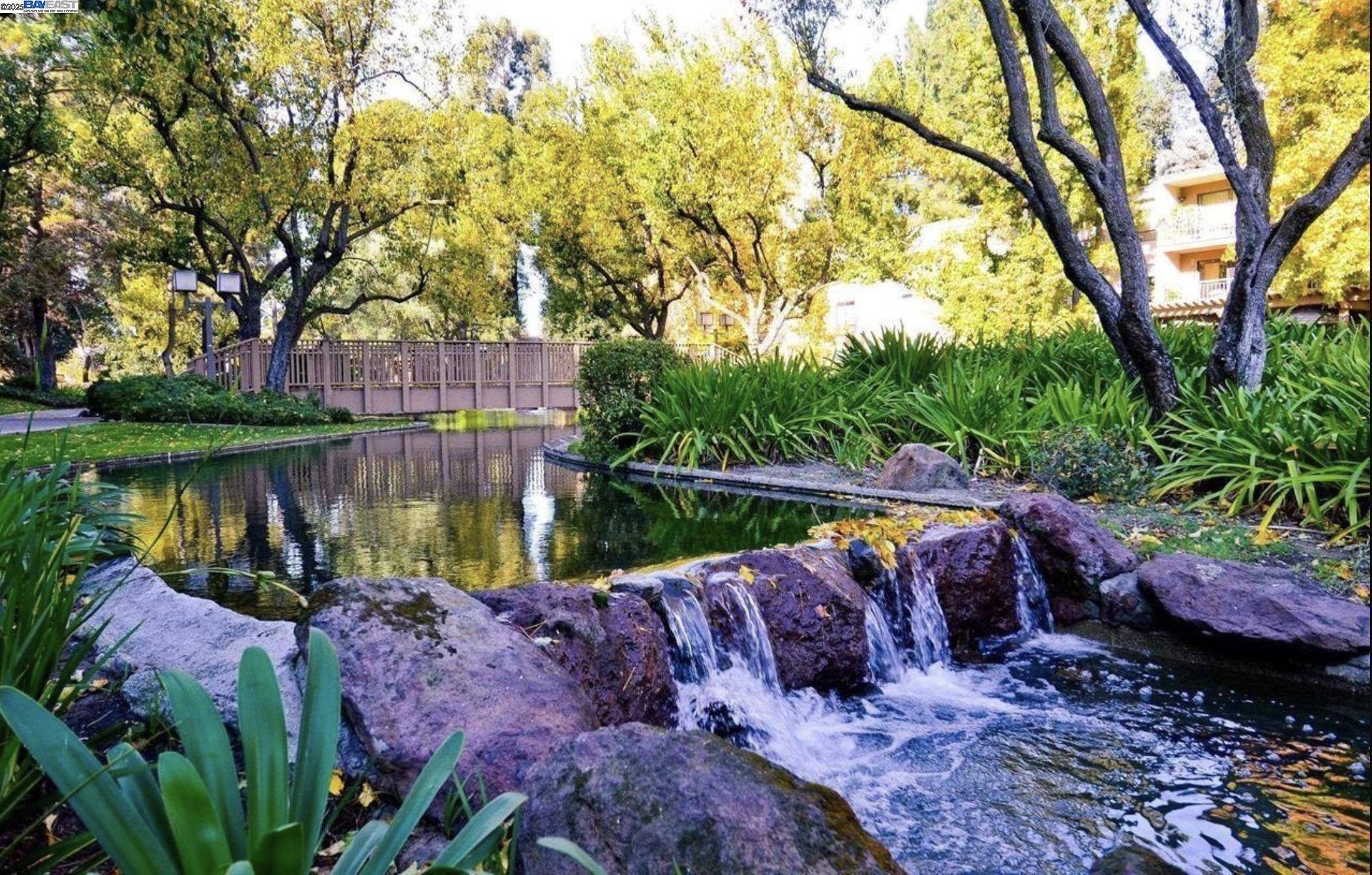 Walnut Creek, CA 94596,420 N Civic Dr. 407