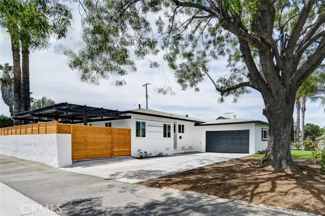 1613 S Roosevelt AVE, Fullerton, CA 92832