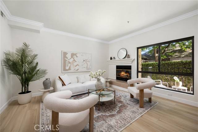 222 S Catalina AVE 8, Pasadena, CA 91106