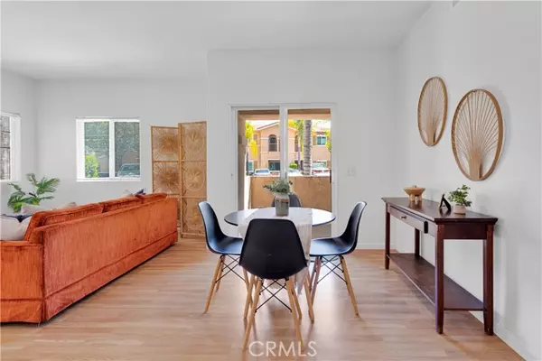 Murrieta, CA 92563,26408 Arboretum WAY 2701