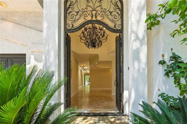Tarzana, CA 91356,5317 Mecca AVE