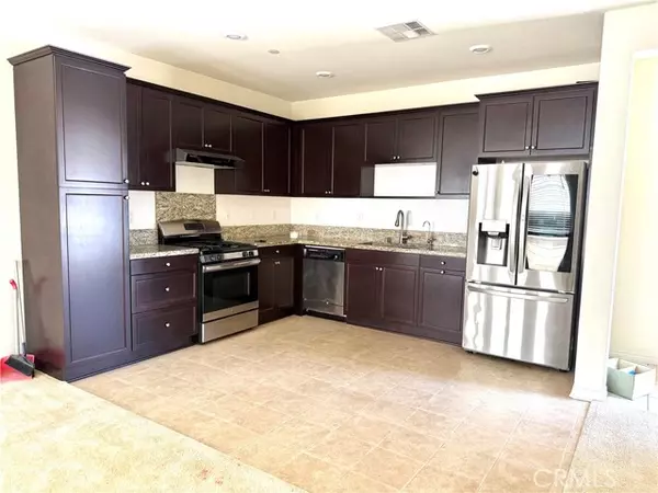 Eastvale, CA 92880,5926 Sendero AVE
