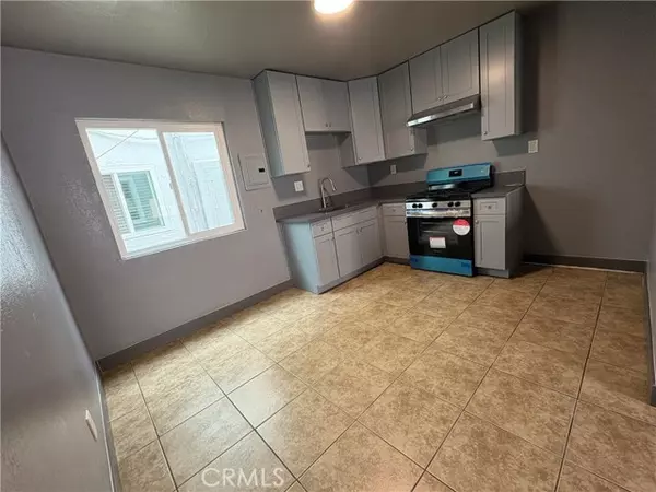 Santa Ana, CA 92703,1905 W Myrtle ST 3