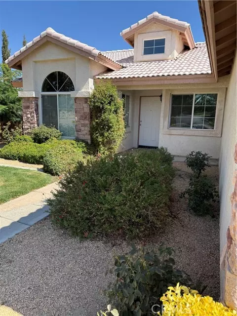 Hesperia, CA 92344,14106 Dartmouth ST