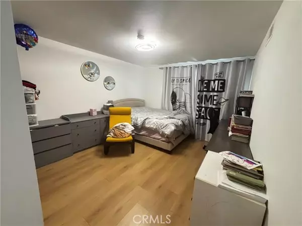 863 S Mountain AVE 22, Ontario, CA 91762