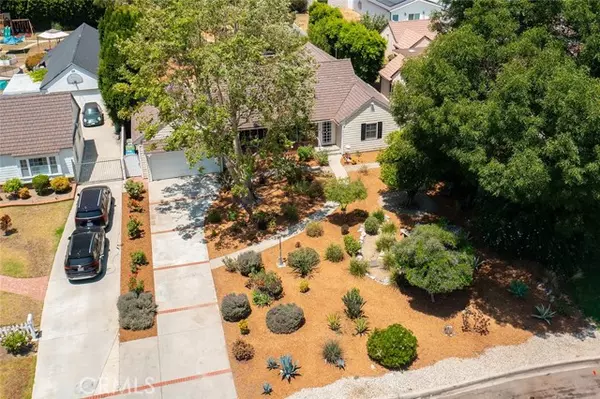 Van Nuys, CA 91411,6217 Orion AVE