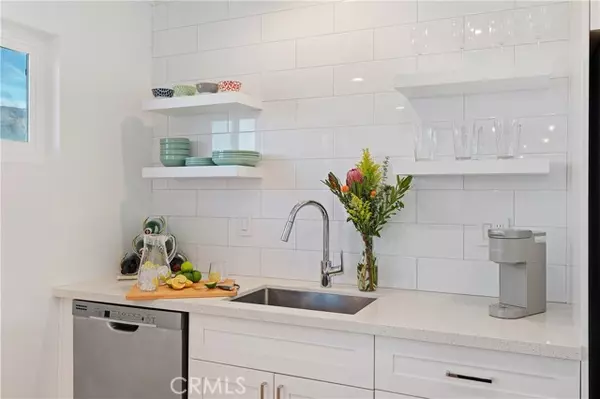 Carpinteria, CA 93013,160 Ash AVE