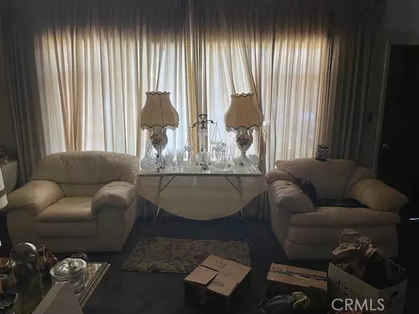 Glendora, CA 91741,920 E Carroll AVE