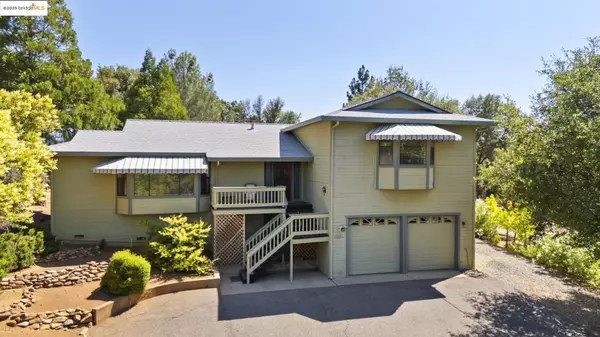 Groveland, CA 95321,20696 Longview St