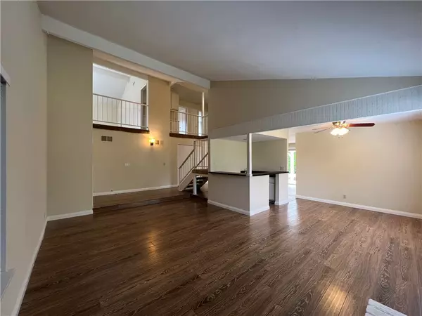 Calabasas, CA 91302,26078 Redbluff DR
