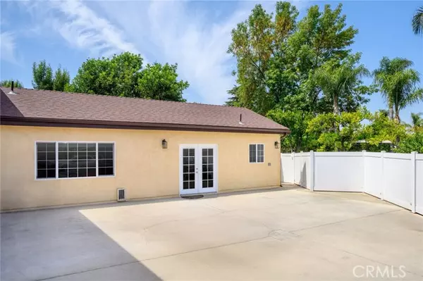 9814 Noble AVE, North Hills, CA 91343