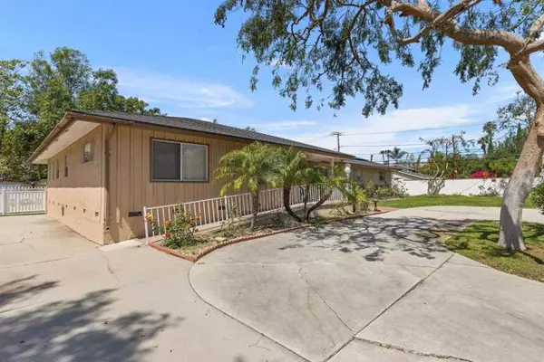 Santa Ana, CA 92705,13021 Hewes AVE