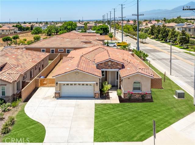 Fontana, CA 92336,6908 Oleander Ave.
