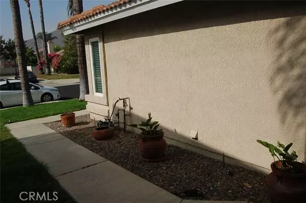 Fontana, CA 92337,15444 Old Castle RD
