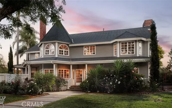 Orange, CA 92869,10762 Meads
