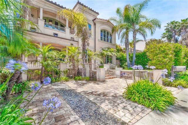 919 S Gretna Green WAY, Los Angeles, CA 90049