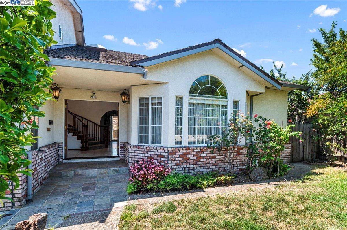 4095 Robin Ln, Castro Valley, CA 94546