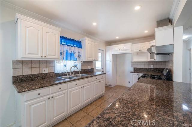 Wilmington, CA 90744,1136 Cary AVE