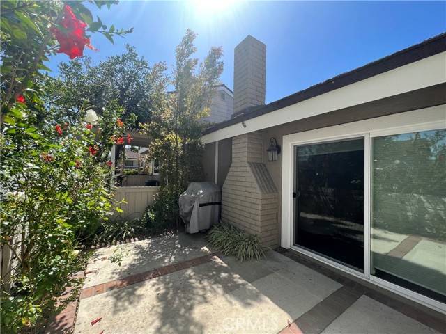 Irvine, CA 92604,5 Coldstream 47