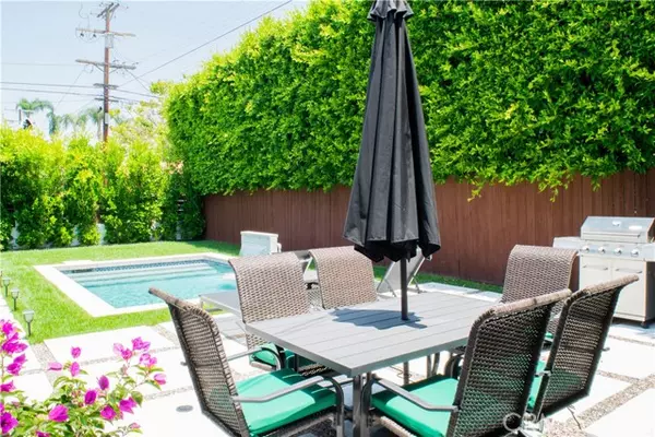 542 N Kilkea DR, Los Angeles, CA 90048