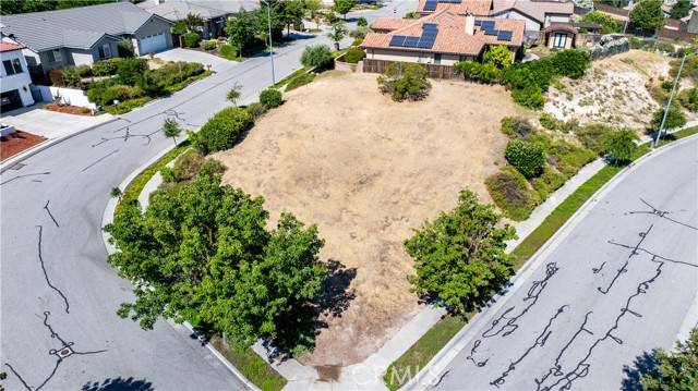 594 Red Cloud RD, Paso Robles, CA 93446