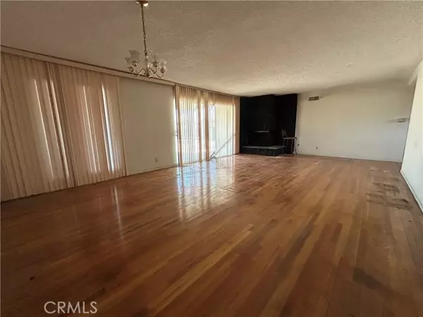 North Hollywood, CA 91605,6910 Bellaire AVE