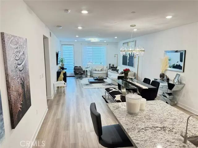 Anaheim, CA 92805,1891 S Union ST 111