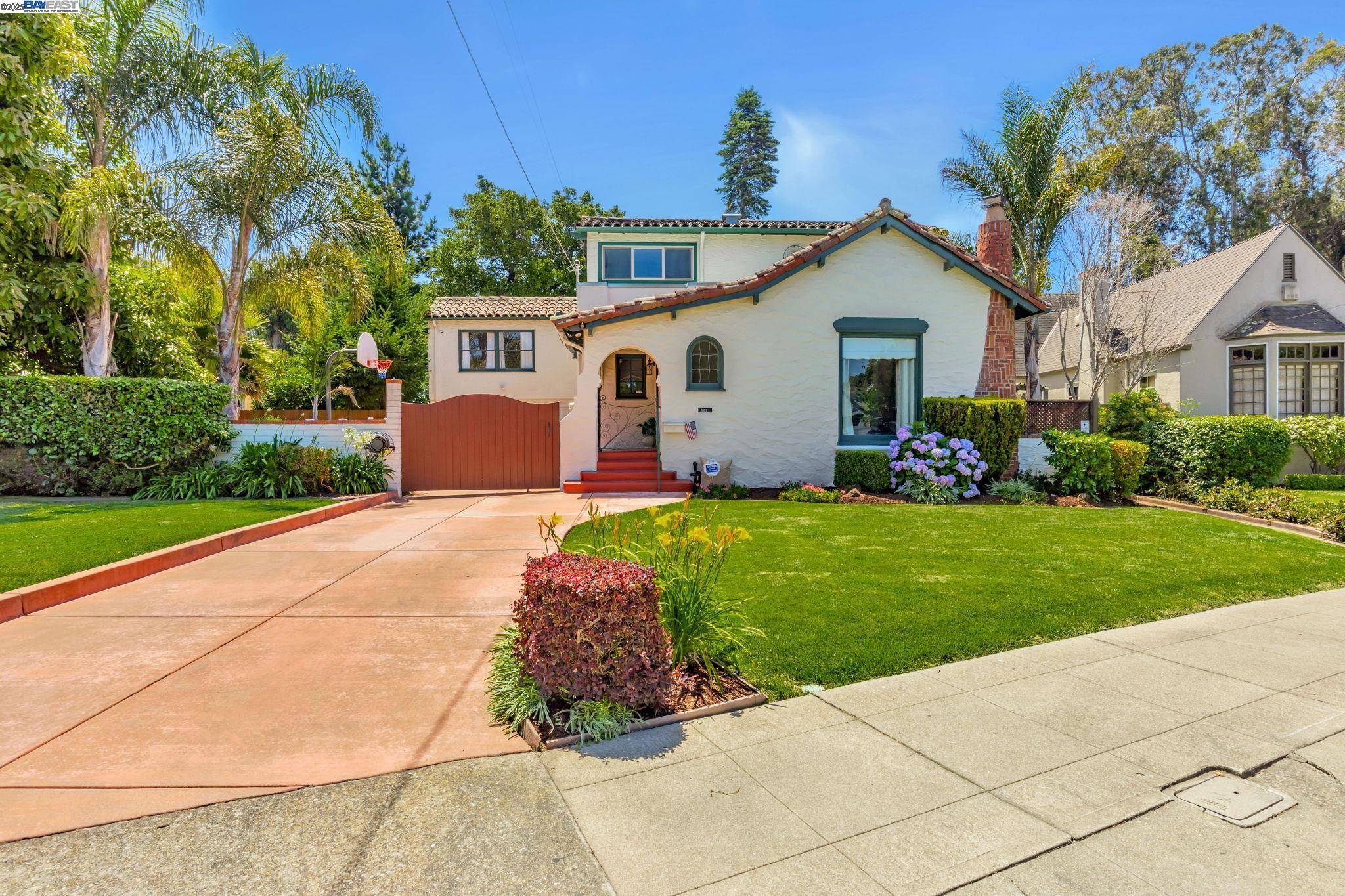 1021 Lee Ave, San Leandro, CA 94577