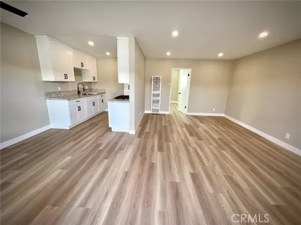 Montrose, CA 91020,2306 Mira Vista AVE 6