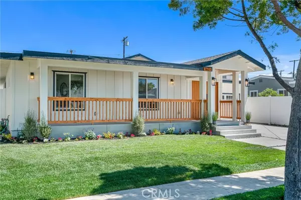 Long Beach, CA 90808,5621 E Carita ST