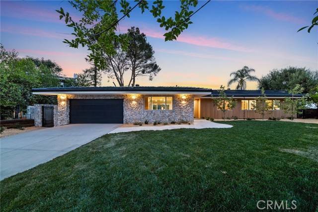 24153 Califa ST, Woodland Hills, CA 91367