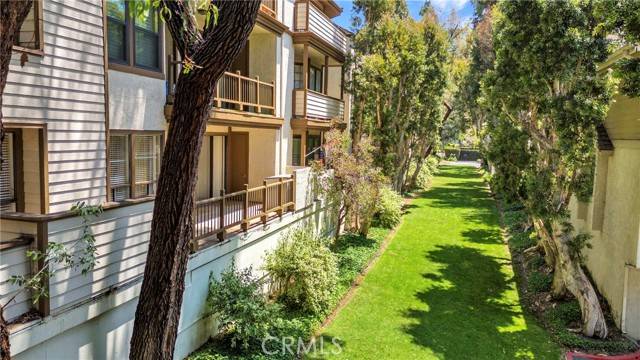 Torrance, CA 90503,2571 Plaza Del Amo 107