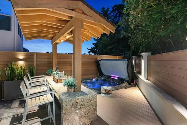 Encinitas, CA 92024,674 Calypso Pl