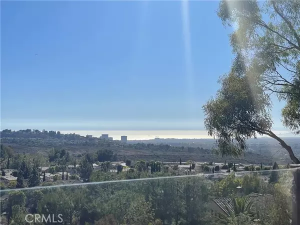 Irvine, CA 92603,25 Village WAY