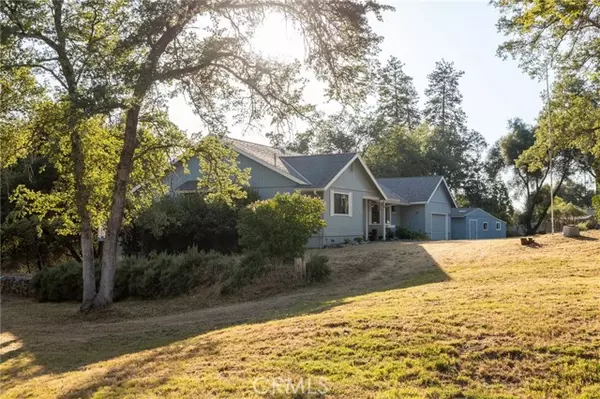 50128 Deer Meadow WAY, Oakhurst, CA 93644