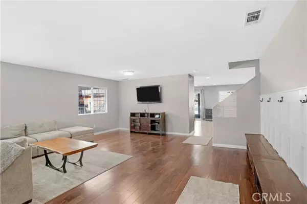 Lake Elsinore, CA 92532,45008 Carla CT