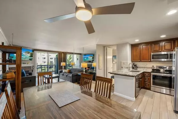 Oceanside, CA 92054,999 N Pacific ST D205