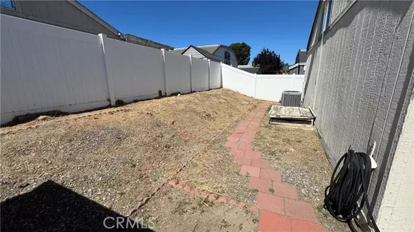 Redlands, CA 92374,140 W Pioneer AVE 33