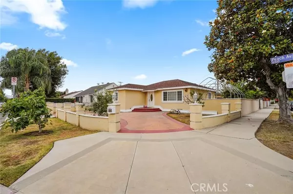 6355 Peach AVE, Van Nuys, CA 91411