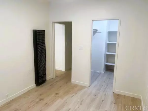 Oceanside, CA 92054,722 &718 N Freeman ST