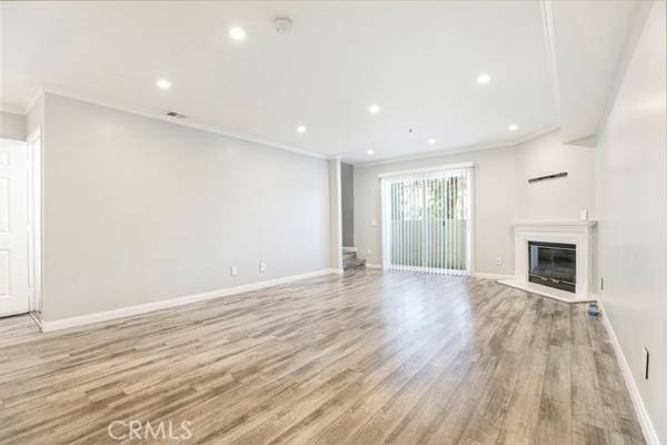 15114 Sherman WAY 106, Van Nuys, CA 91405