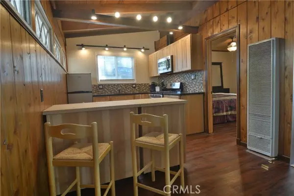 Running Springs, CA 92382,30607 Live Oak DR