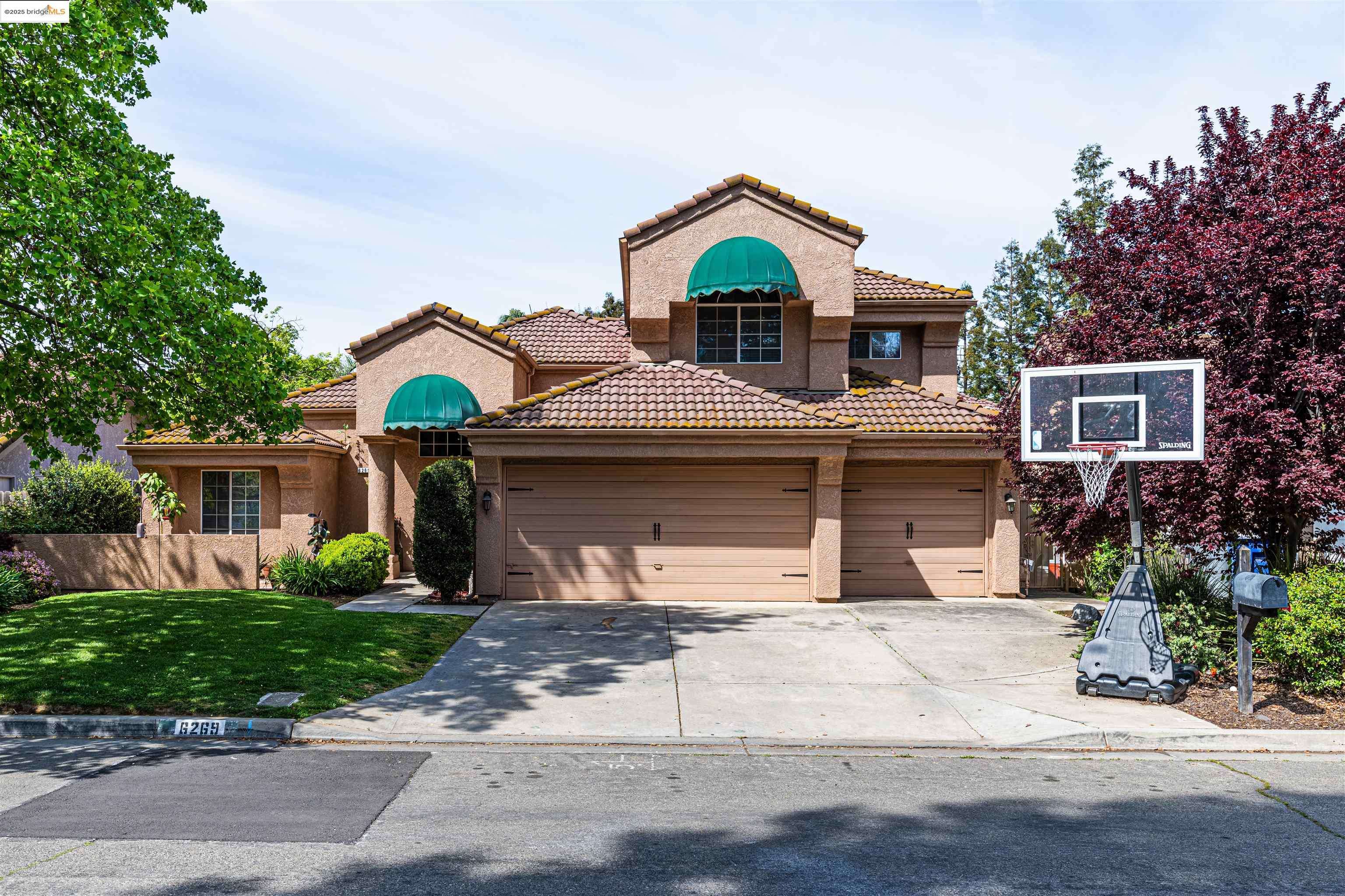 6269 Alva Ave, Fresno, CA 93711-0864
