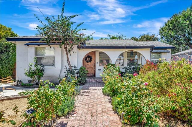 5617 Cantaloupe AVE, Valley Glen, CA 91401