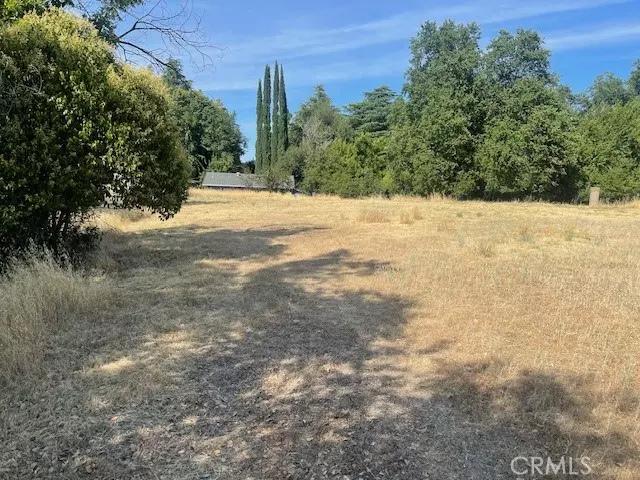 2630 Wyndham LN, Redding, CA 96001